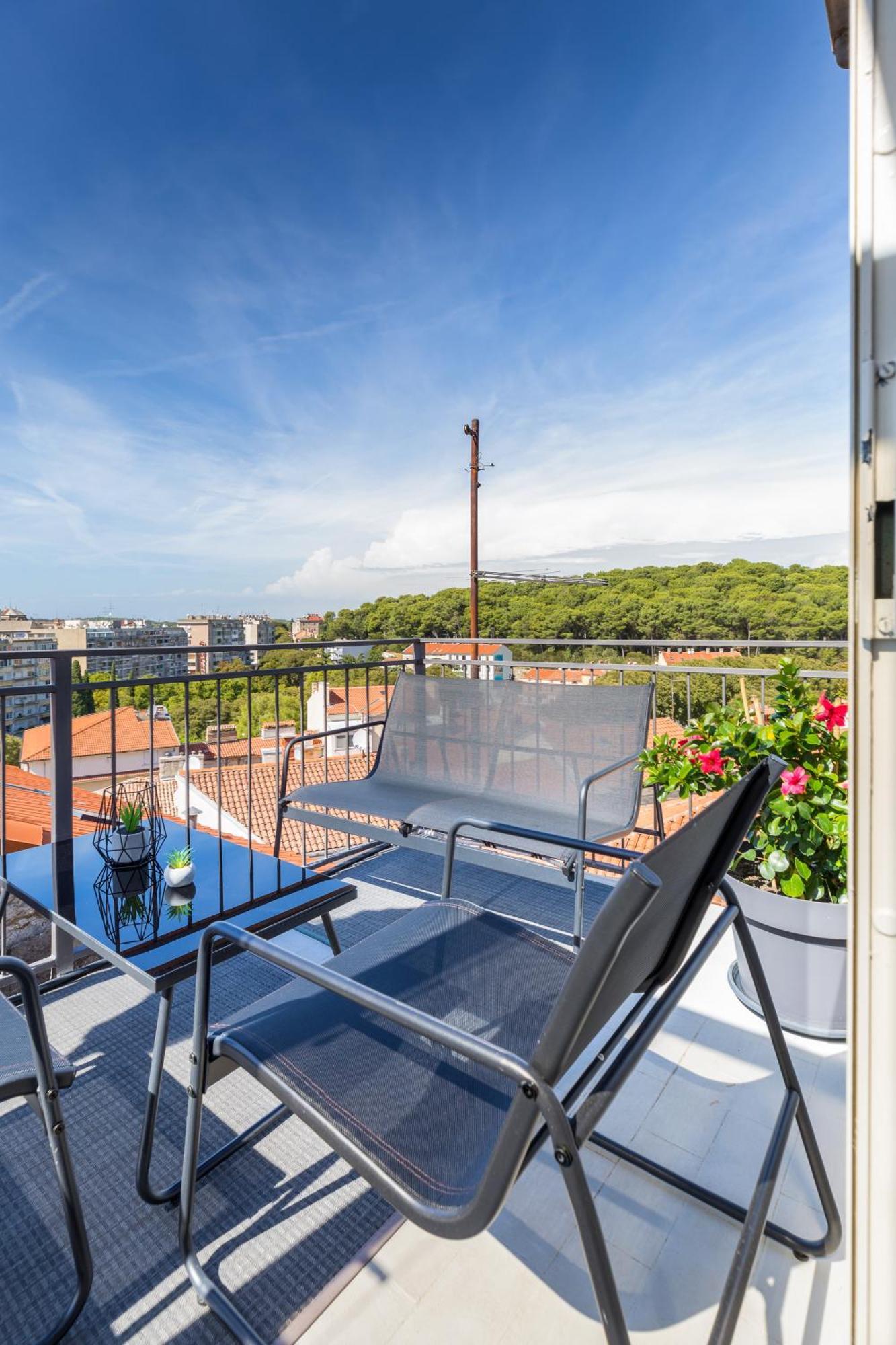 Pula Bay View Apartment Exterior photo
